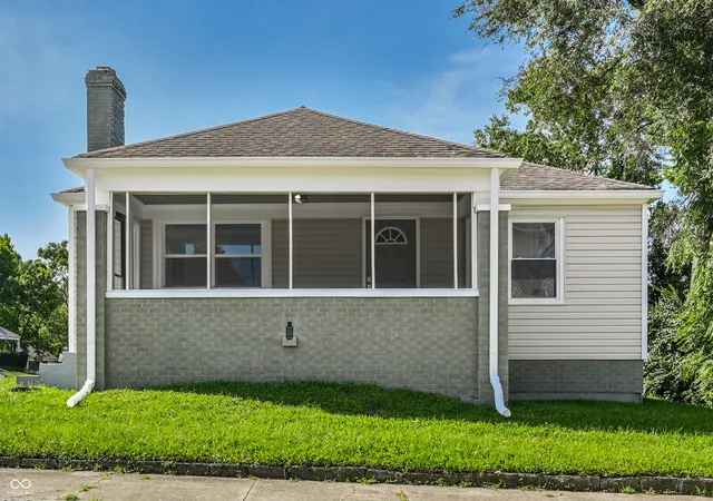 Photo 1 of Single family home for sale at 2630 Highland Pl, Indianapolis, IN 46208 | MLS# 22121031 | Listing updated on 2026-08-22