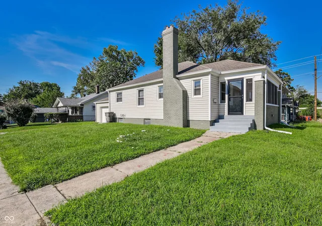 Photo 2 of Single family home for sale at 2630 Highland Pl, Indianapolis, IN 46208 | MLS# 22121031 | Listing updated on 2026-08-22