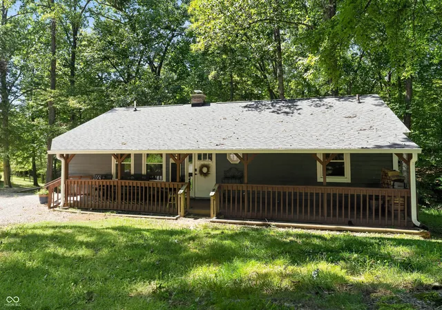 Photo 3 of Single family home for sale at 7906 Maple Dr, Nineveh, IN 46164 | MLS# 22121040 | Listing updated on 2026-10-05