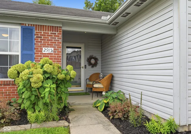 Photo 3 of Sale Pending at 2915 Driving Wind Way, Indianapolis, IN 46268 | MLS# 22121042 | Listing updated on 2026-09-29