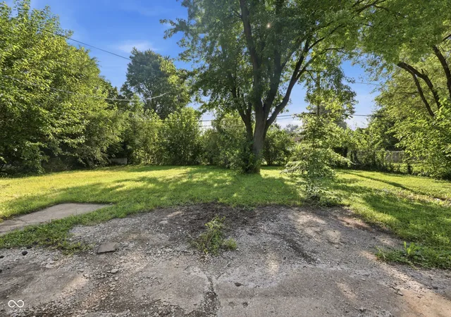 Photo 17 of Single family home for sale at 2741 N Keystone Ave, Indianapolis, IN 46218 | MLS# 22121044 | Listing updated on 2026-08-25