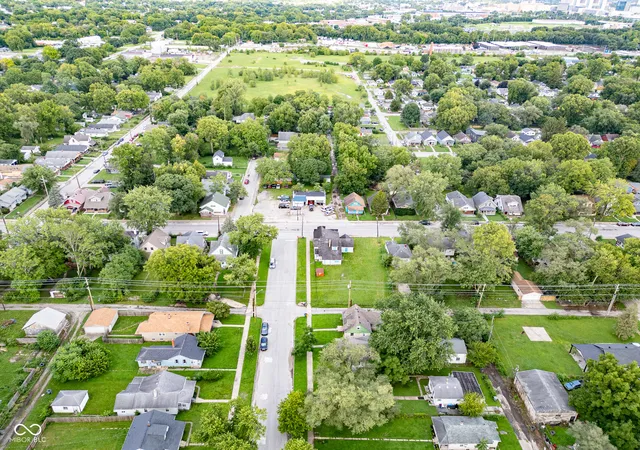 22nd image of 2228 N Harding St, Indianapolis, IN 46208 | MLS# 22121051
