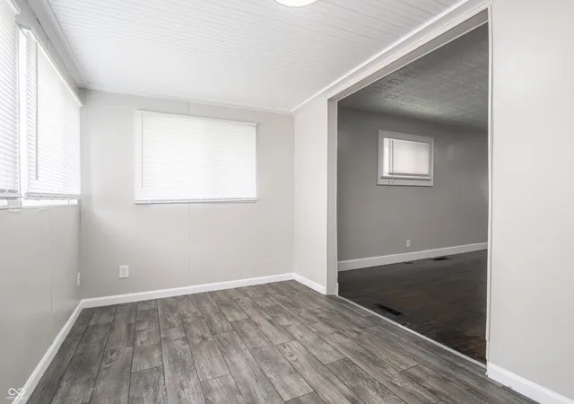 5th image of 947 E Bradbury Ave, Indianapolis, IN 46203 | MLS# 22121072