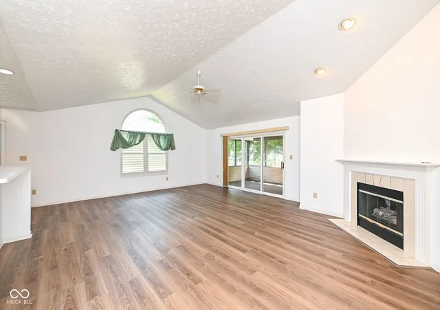 Photo 4 of Condo for sale at 1351 Mccormicks Cir, Danville, IN 46122 | MLS# 22121081 | Listing updated on 2026-10-07