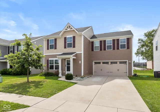 Single family home for sale at 50 N Fairfield Dr, Danville, IN 46122 | MLS# 22121085