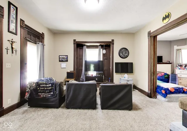4th image of 2608 E Southport Rd, Indianapolis, IN 46227 | MLS# 22121086
