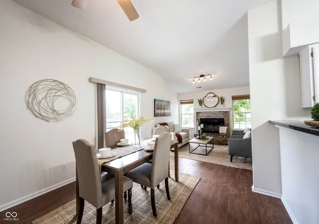 3rd image of 11131 Settlers Ct, Fishers, IN 46038 | MLS# 22121103