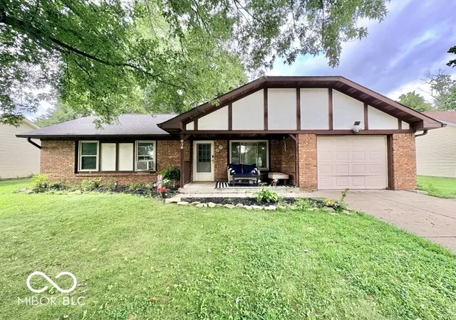 1st image of 638 Hickory Dr, Danville, IN 46122 | MLS# 22121109