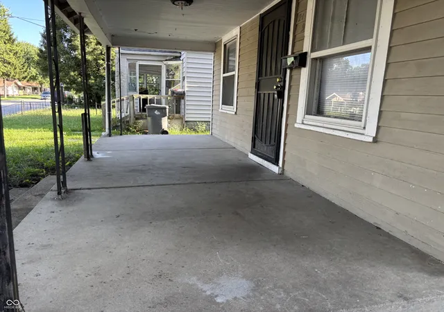 2nd image of 2131 N Dequincy St, Indianapolis, IN 46218 | MLS# 22121119