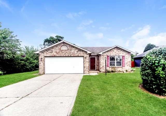 1st image of 84 Longfellow Ln, Greenfield, IN 46140 | MLS# 22121125