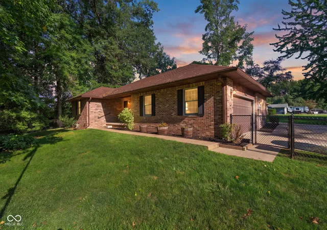 Photo 1 of Sale Pending at 9397 N Bradley Ln, Brazil, IN 47834 | MLS# 22121129 | Listing updated on 2026-10-20