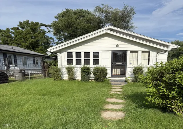 1st image of 4707 Crittenden Ave, Indianapolis, IN 46205 | MLS# 22121146