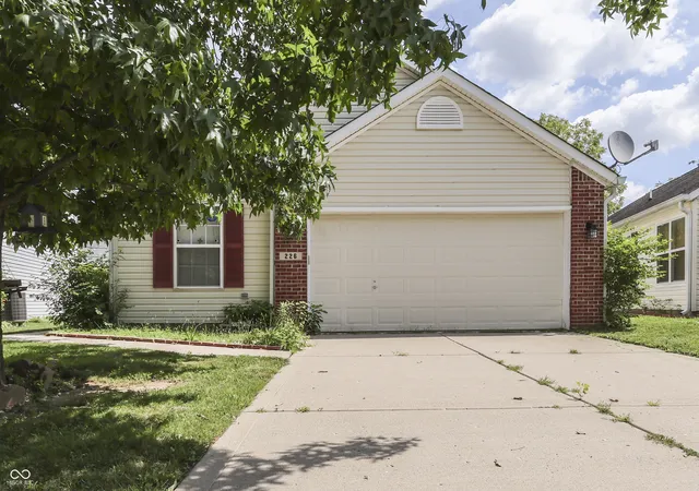 1st image of 226 Gazebo Dr, Indianapolis, IN 46227 | MLS# 22121150