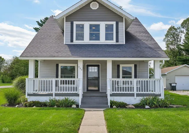 1st image of 404 N Main St, Fillmore, IN 46128 | MLS# 22121151