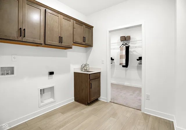 29th image of 427 Breakwater Dr, Plainfield, IN 46168 | MLS# 22121155