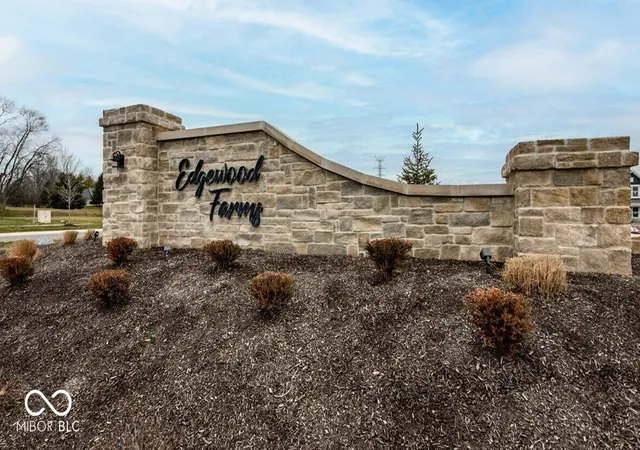 4th image of 8830 Steinbeck Ln, Indianapolis, IN 46239 | MLS# 22121180
