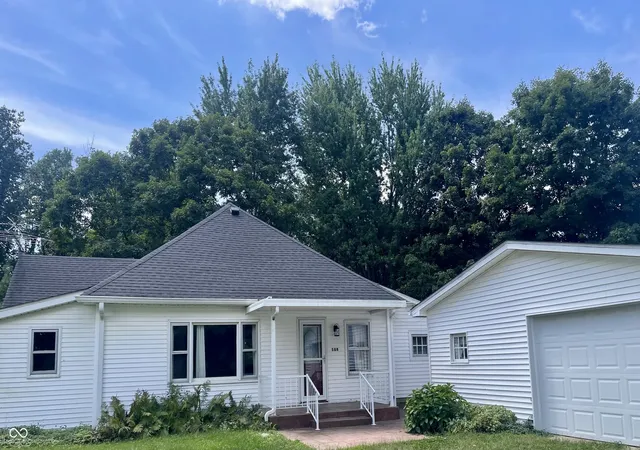 Photo 2 of Single family home for sale at 588 W Cardinal Rd, Rockville, IN 47872 | MLS# 22121186 | Listing updated on 2026-09-02