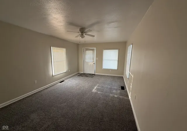 Photo 3 of Single family home for sale at 723 1st Street, Shelbyville, IN 46176 | MLS# 22121197 | Listing updated on 2026-09-19