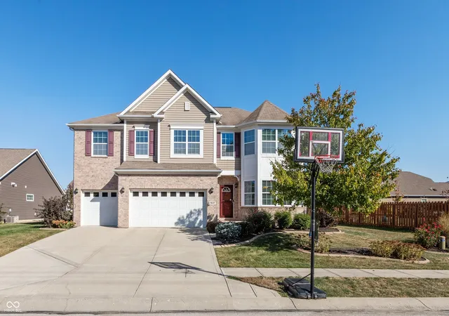 1st image of 1637 Kilkenny Dr, Avon, IN 46123 | MLS# 22121208