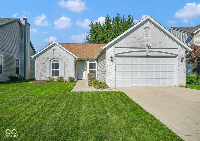 1st image of 504 Cahill Ln, Indianapolis, IN 46214 | MLS# 22121221