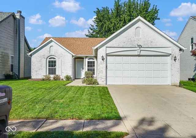 5th image of 504 Cahill Ln, Indianapolis, IN 46214 | MLS# 22121221