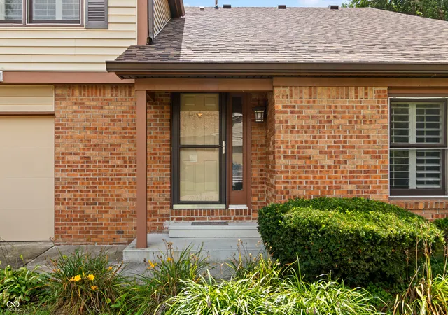3rd image of 836 Chapel Pines Dr W, Indianapolis, IN 46234 | MLS# 22121235