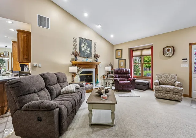 4th image of 8936 Stonegate Wy #A, Indianapolis, IN 46227 | MLS# 22121237