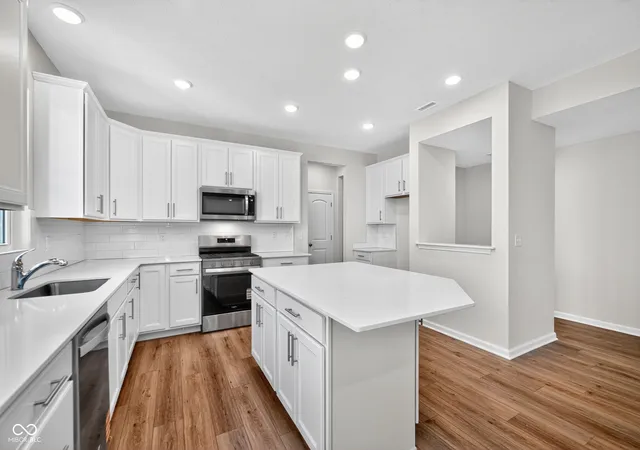 2nd image of 7019 Crystal Ct, Brownsburg, IN 46112 | MLS# 22121241