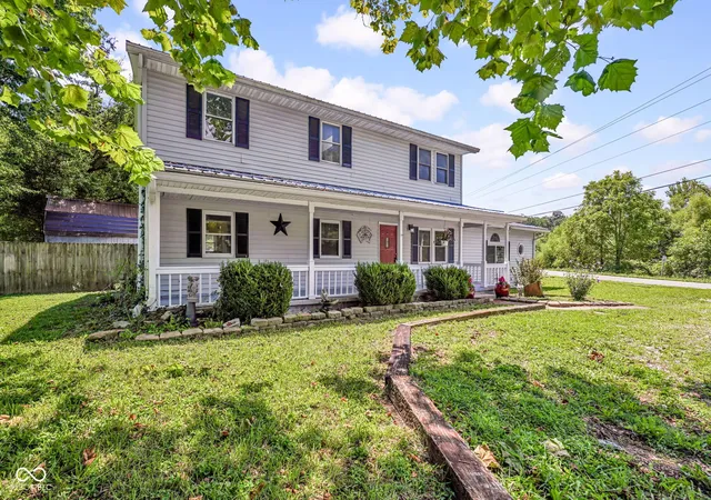 2nd image of 455 W 550 S, Columbus, IN 47201 | MLS# 22121242
