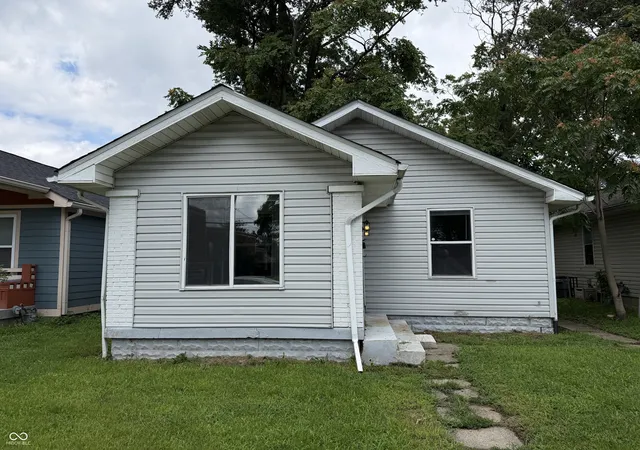 2nd image of 1222 W 21st St, Indianapolis, IN 46202 | MLS# 22121243