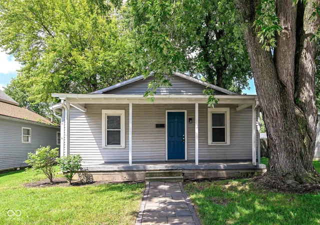 1st image of 321 E Monroe St, Fortville, IN 46040 | MLS# 22121245