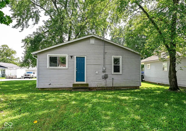 24th image of 321 E Monroe St, Fortville, IN 46040 | MLS# 22121245