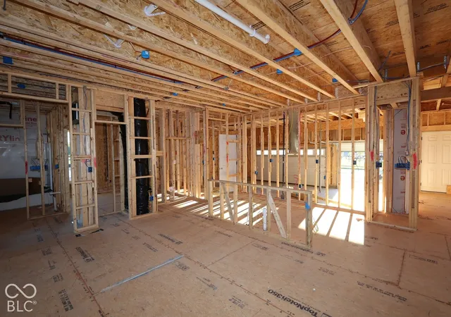 Photo 3 of Single family home for sale at 975 Vineyard Way, Greenwood, IN 46143 | MLS# 22121256 | Listing updated on 2026-10-08
