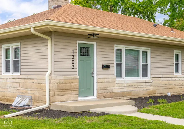 4th image of 1302 Pennsylvania St, Columbus, IN 47201 | MLS# 22121257