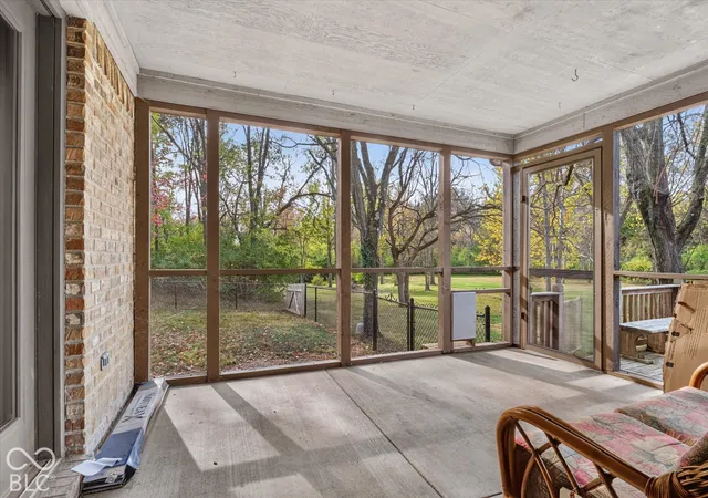 Photo 4 of Single family home for sale at 732 Bakeway Ct, Indianapolis, IN 46231 | MLS# 22121282 | Listing updated on 2026-10-28