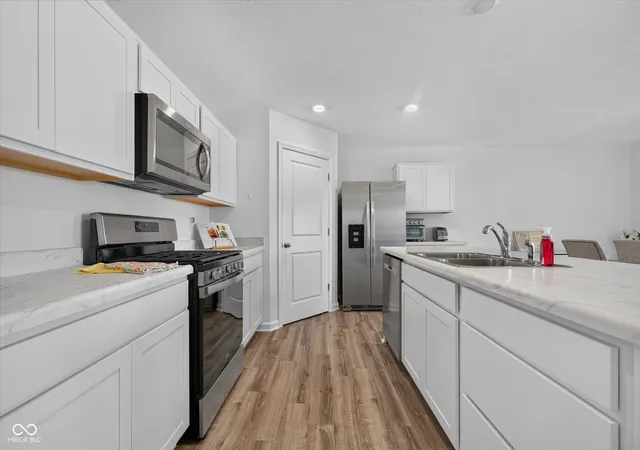 Photo 3 of Single family home for sale at 724 Byron St, Greenfield, IN 46140 | MLS# 22121285 | Listing updated on 2026-10-02