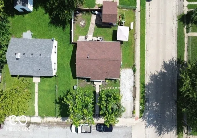 Photo 3 of Single family home for sale at 2345 Saint Peter St, Indianapolis, IN 46203 | MLS# 22121293 | Listing updated on 2026-10-08