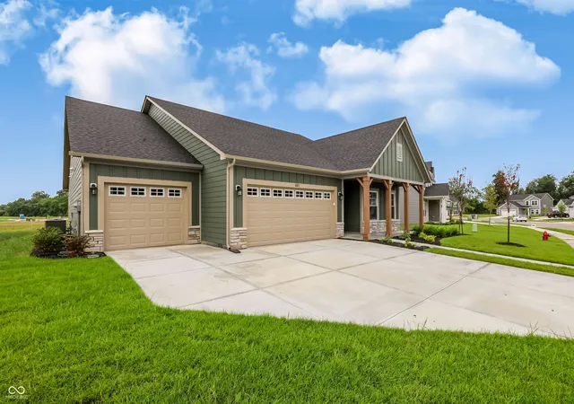 3rd image of 8673 Meadowlands Ct, Plainfield, IN 46168 | MLS# 22121294