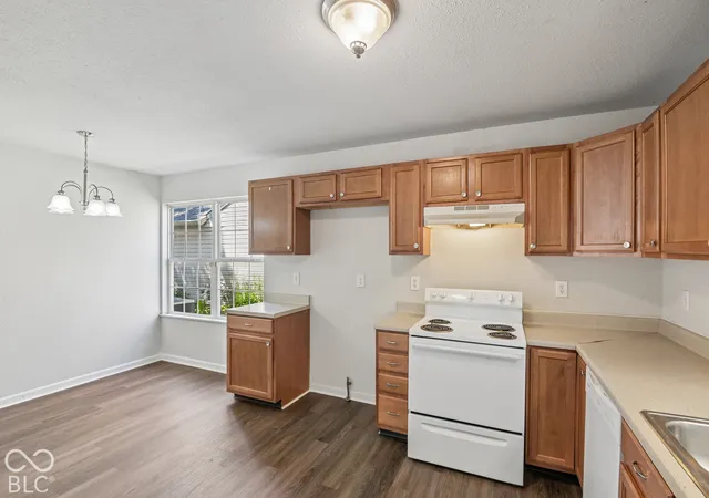 Photo 4 of Single family home for sale at 2327 Rostock Ct, Indianapolis, IN 46229 | MLS# 22121297 | Listing updated on 2026-10-08