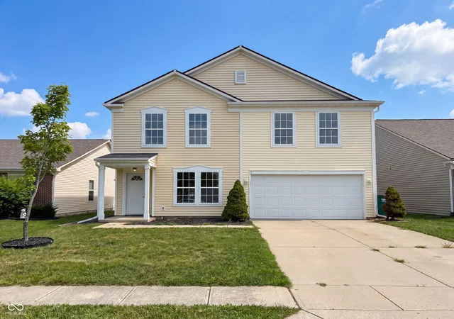 1st image of 949 Colonial Wy, Franklin, IN 46131 | MLS# 22121302