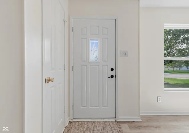 2nd image of 3223 Black Forest Ln, Indianapolis, IN 46239 | MLS# 22121307