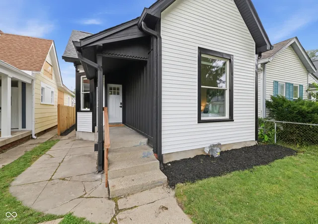 2nd image of 1214 Lexington Ave, Indianapolis, IN 46203 | MLS# 22121309