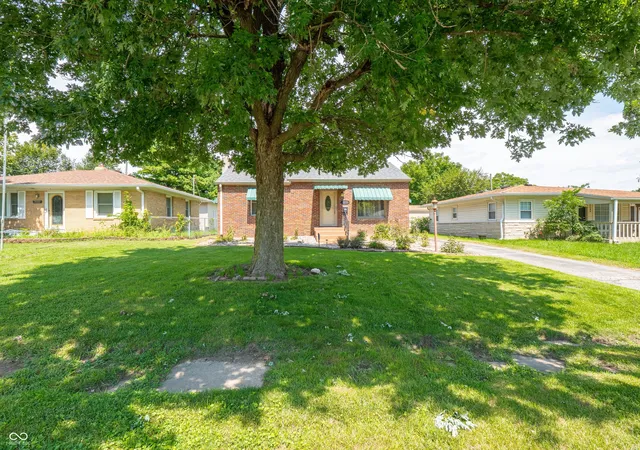 2nd image of 2606 Walker Ave, Indianapolis, IN 46203 | MLS# 22121318