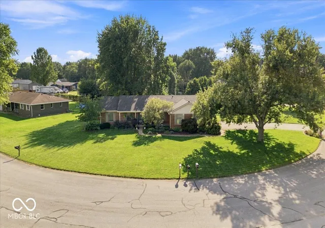 Photo 3 of Sale Pending at 9281 Leroy Rd, Brownsburg, IN 46112 | MLS# 22121337 | Listing updated on 2026-09-13