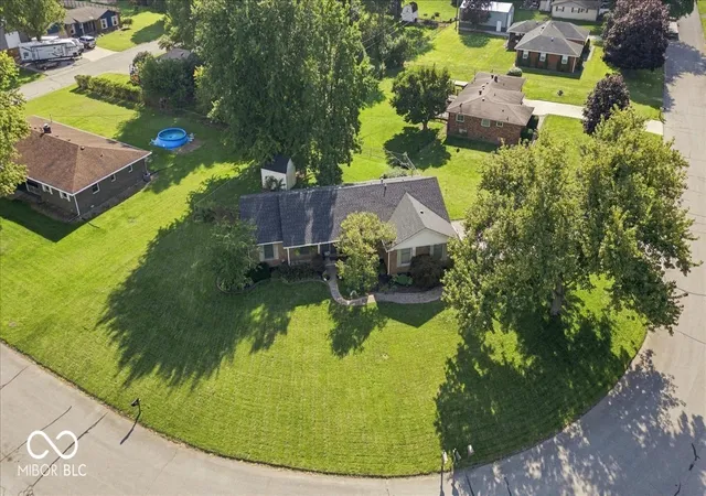 Photo 4 of Sale Pending at 9281 Leroy Rd, Brownsburg, IN 46112 | MLS# 22121337 | Listing updated on 2026-09-13