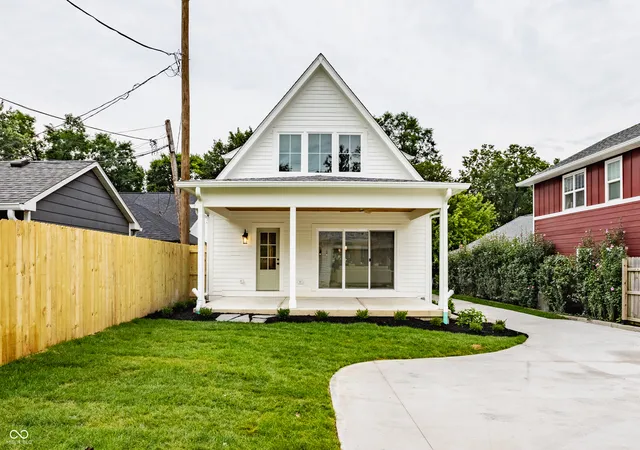 47th image of 410 E 47th St, Indianapolis, IN 46205 | MLS# 22121347