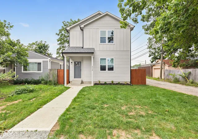 2nd image of 4548 Caroline St, Indianapolis, IN 46205 | MLS# 22121363