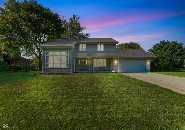 1st image of 1028 W 8th St, Seymour, IN 47274 | MLS# 22121367