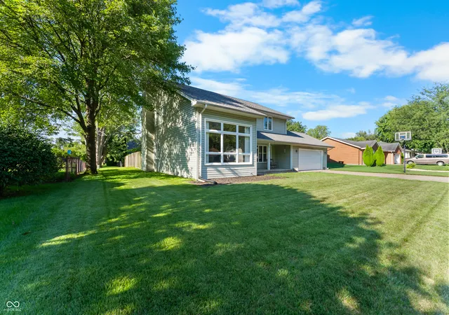 Photo 3 of Single family home for sale at 1028 W 8th Street, Seymour, IN 47274 | MLS# 22121367 | Listing updated on 2026-09-13