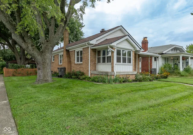 2nd image of 1102 N Riley Ave, Indianapolis, IN 46201 | MLS# 22121386